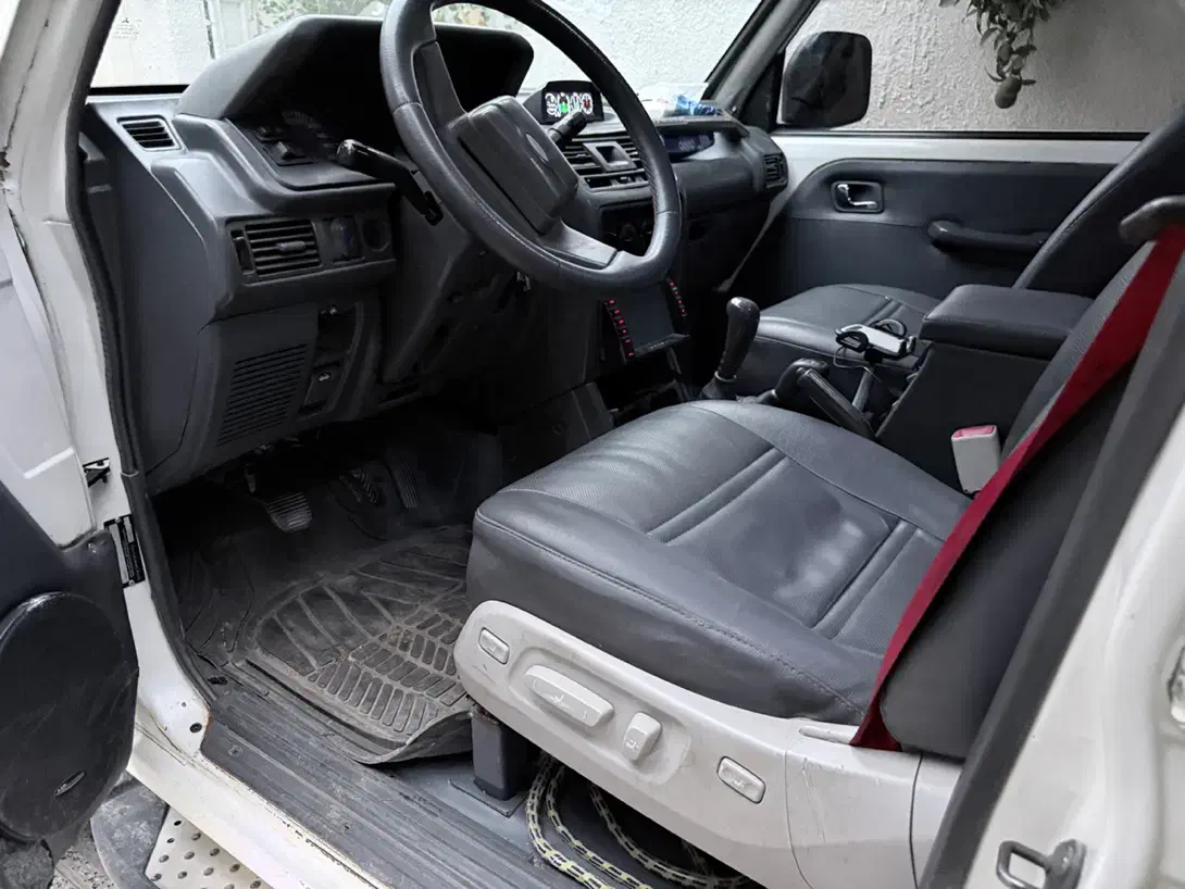 پاجرو ۳۰۰۰ پلیس راهی|خودرو سواری و وانت|گرگان, |دیوار