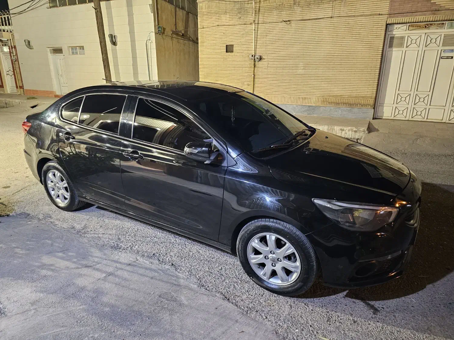 شاهین ۴۰۱ مشکی|خودرو سواری و وانت|دزفول, |دیوار