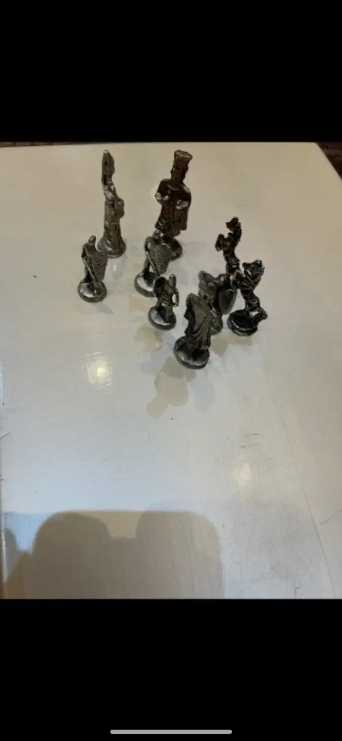 شطرنج  جنس برنز|مجسمه، تندیس، ماکت|خوی, |دیوار