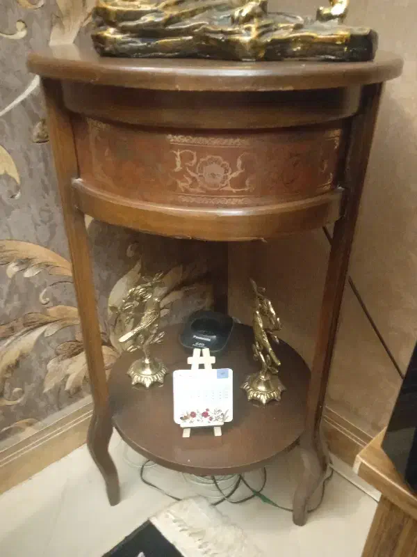 یک عدد میزه تلفن|میز تلفن|پیشوا, |دیوار