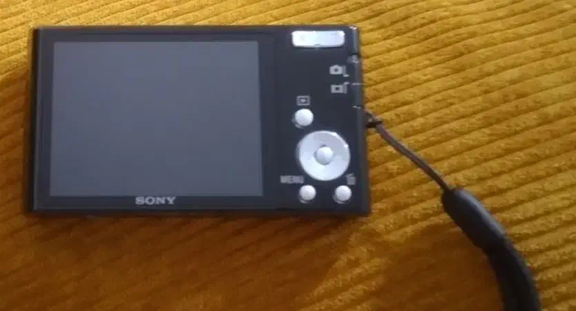 دوربین عکاسی کیفیت دار با تمام وسایل|دوربین عکاسی و فیلم‌برداری|خرم‌آباد, |دیوار