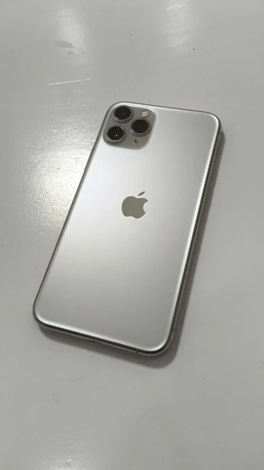 آیفون 11pro در حد صفر 256 گیگ تک سیم پلمپ|موبایل|پارس‌آباد, |دیوار