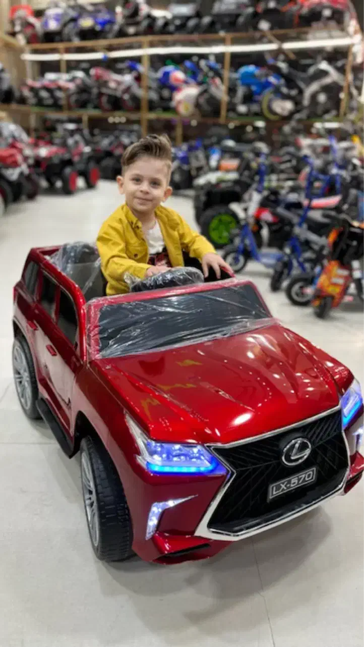 ماشین شارژی لکسوس 5870چهار موتور سه سرعته|اسباب‌بازی بچه|یزد, |دیوار