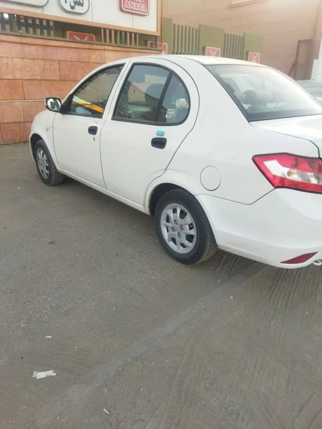 ساینا 1401 بی رنگ|خودرو سواری و وانت|همدان, |دیوار