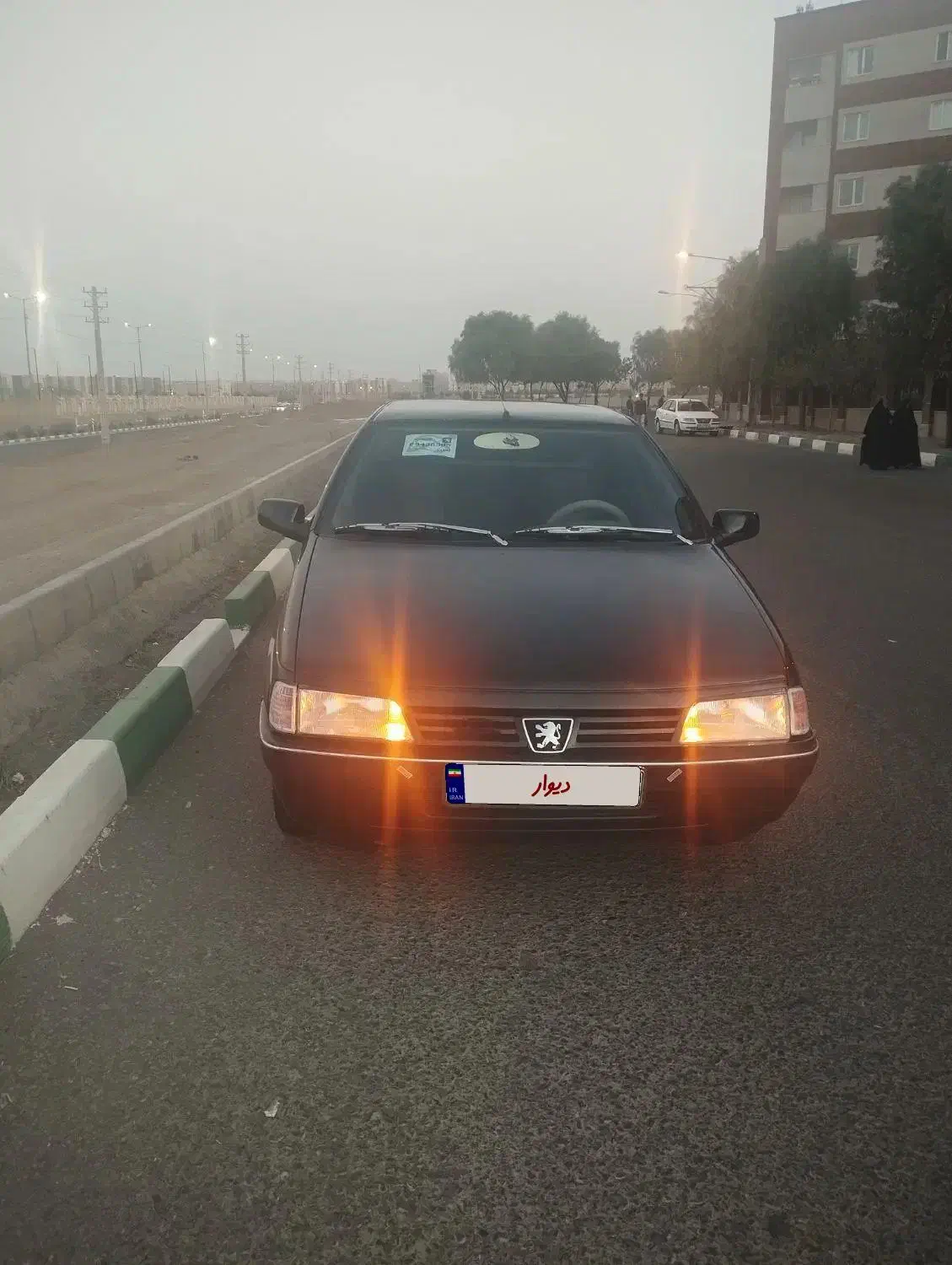 405مدل 90دوگانه فابریک|خودرو سواری و وانت|قم, سراجه (۱۵ خرداد)|دیوار