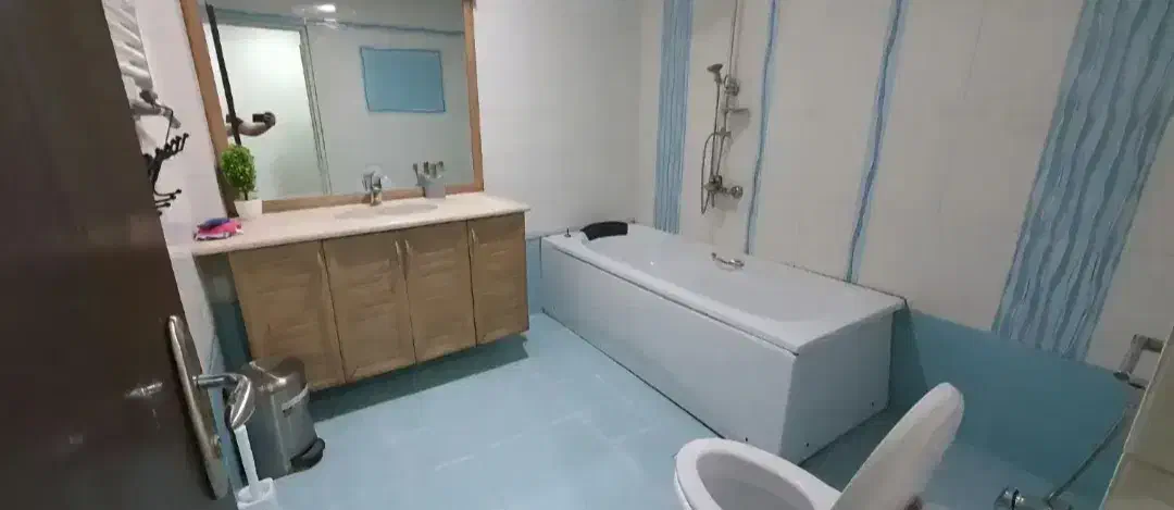 خوابگاه میدان تجریش،نیاوران ترددآزاد پسرانه آقایان|اجارهٔ کوتاهمدت آپارتمان و سوئیت|تهران, تختی|دیوار