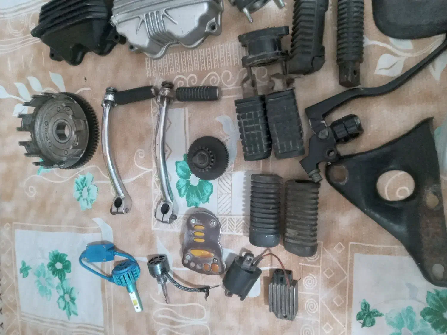 لوازم موتور|قطعات یدکی و لوازم جانبی|گرگان, |دیوار