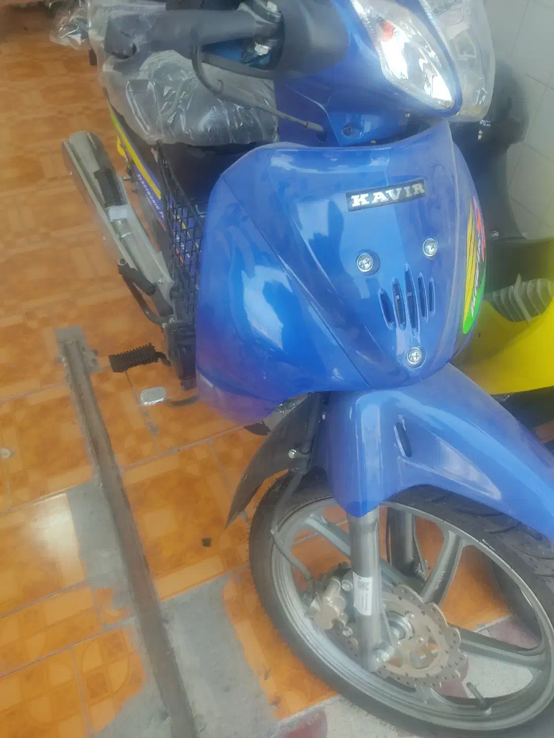 ویو کویر 125خشک|موتورسیکلت|کازرون, |دیوار