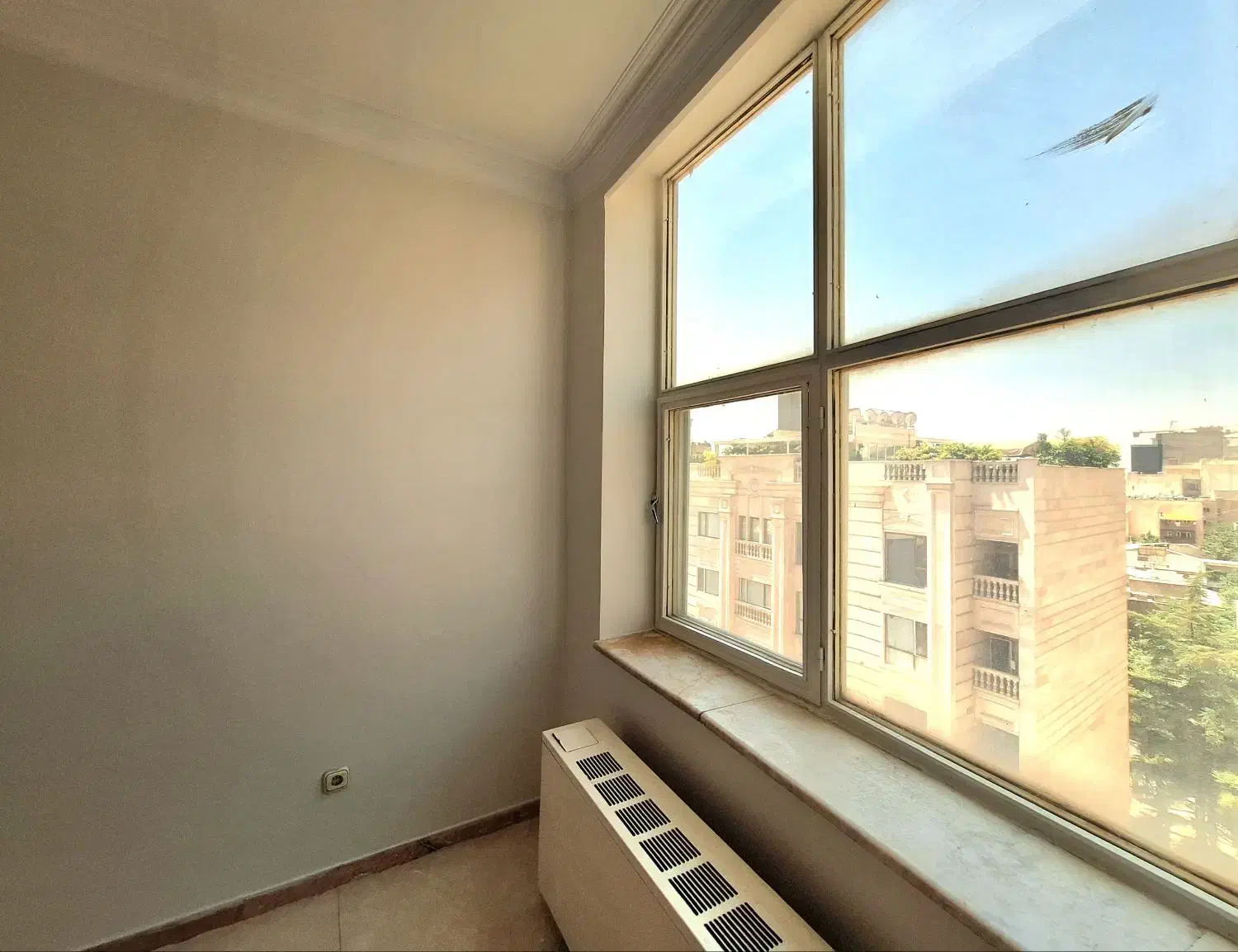 130متر  زعـفـرانـیــه 2خواب ( تاپ لوکیشن)