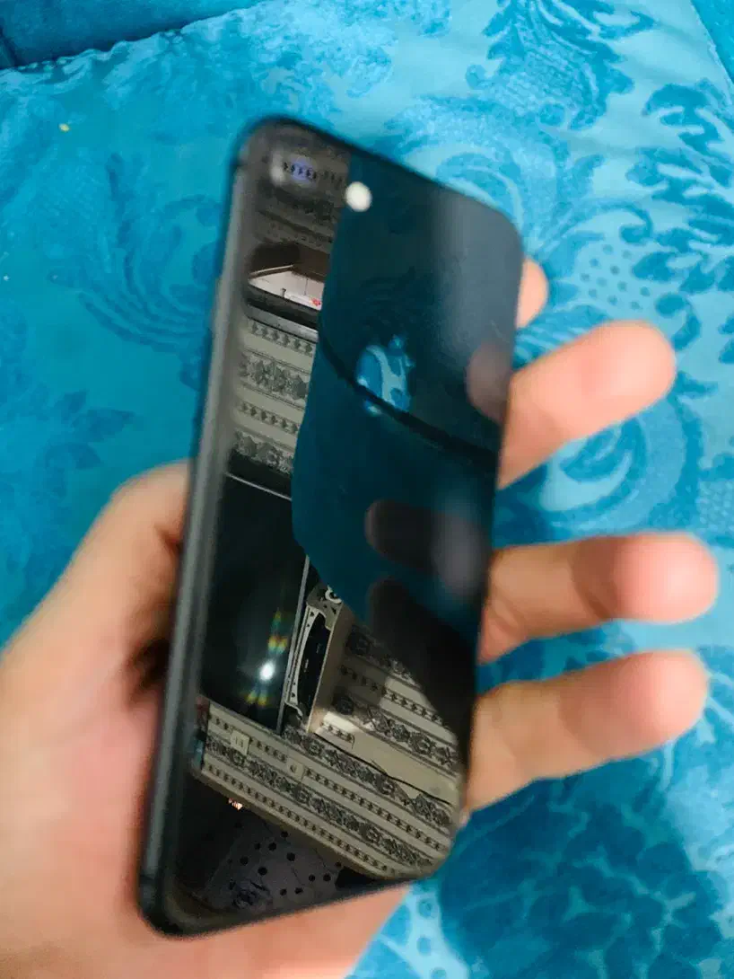 Iphone 8 64G LLA B77|موبایل|کرمان, |دیوار