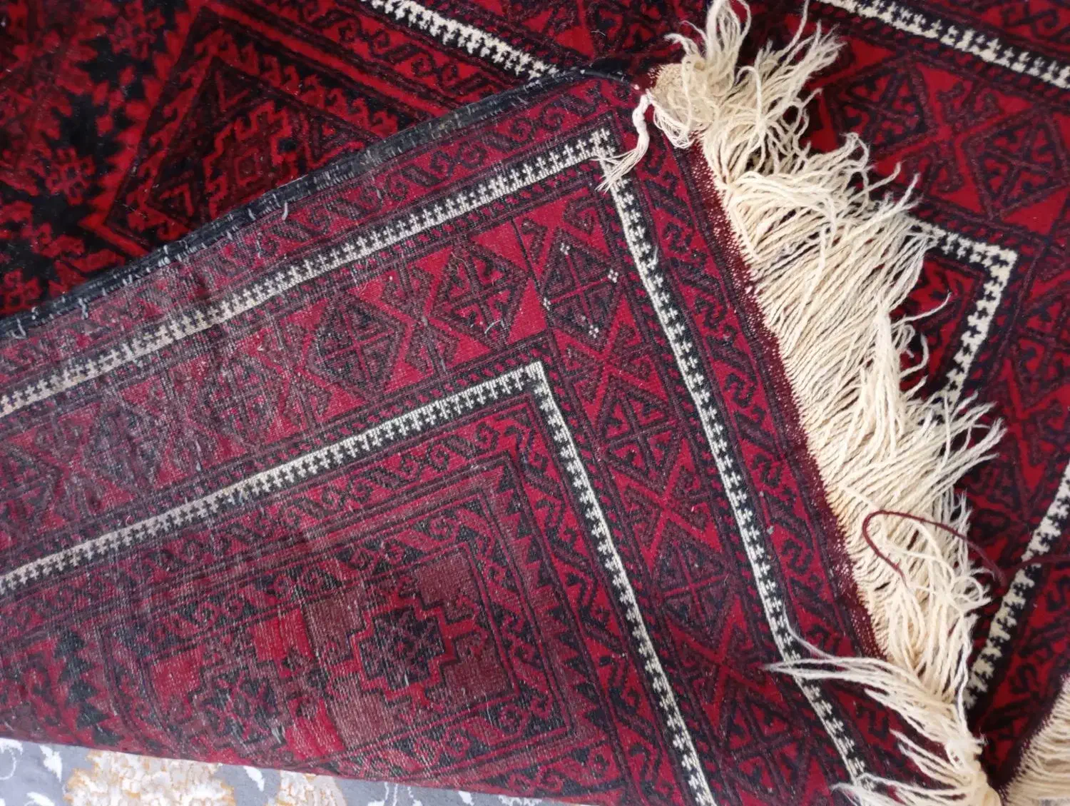 قالیچه قدیمی 25000000|کلکسیون اشیاء عتیقه|چناران, |دیوار