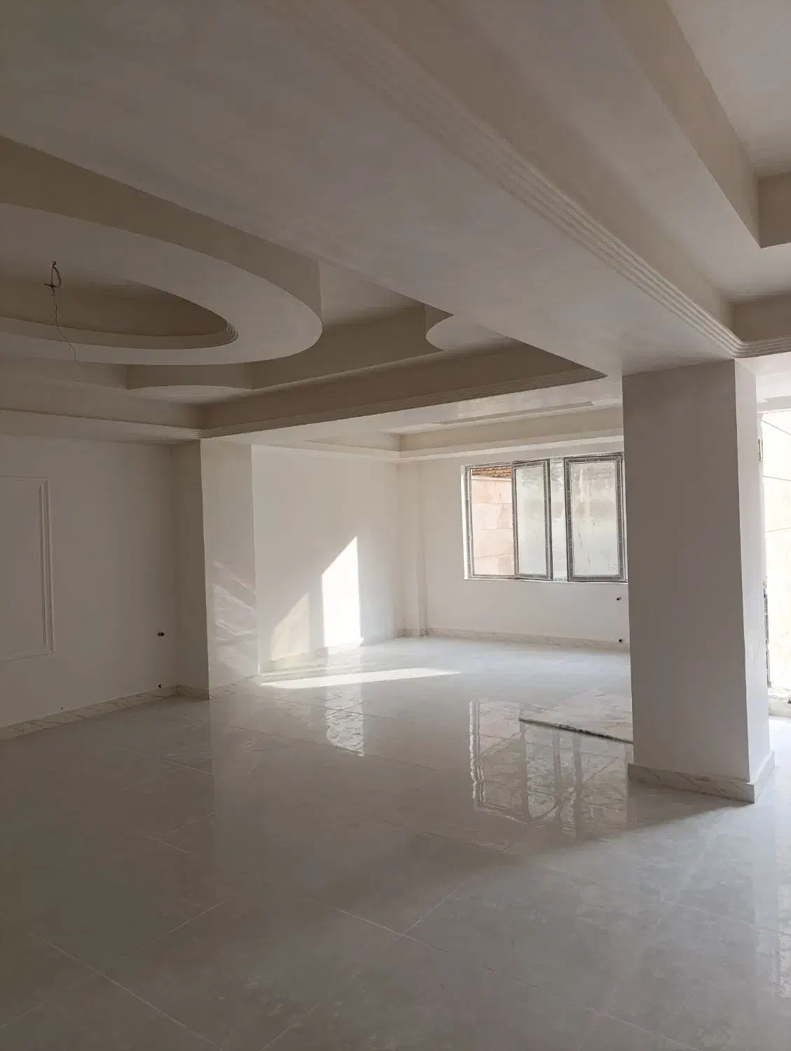 گچ کاری سفید و طرح های کلاسیک|خدمات پیشه و مهارت|ماکو, |دیوار