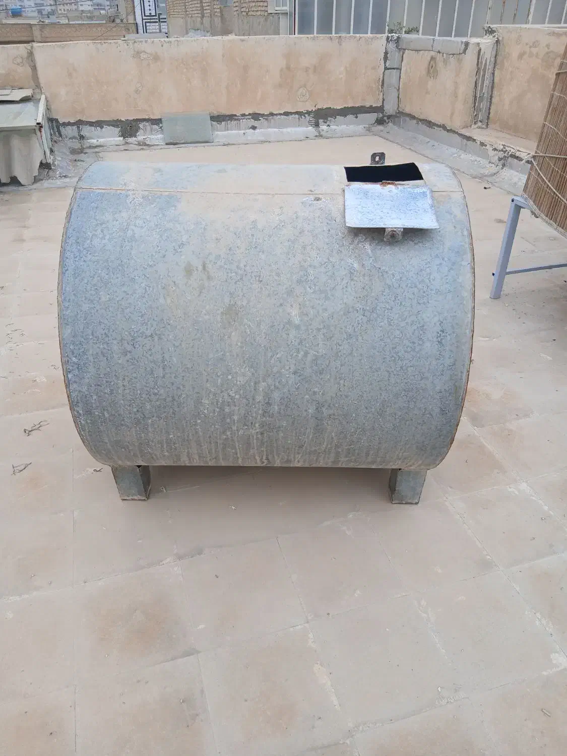 منبع آب ۱۰۰۰ لیتری|مصالح و تجهیزات ساختمان|کازرون, |دیوار