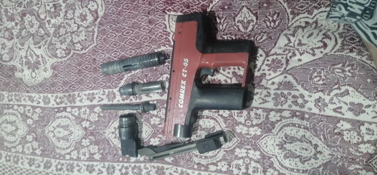 تفنگ میخ کوب درحد نو خیلی کم کار|ابزارآلات|نیشابور, شهرک رضوی|دیوار