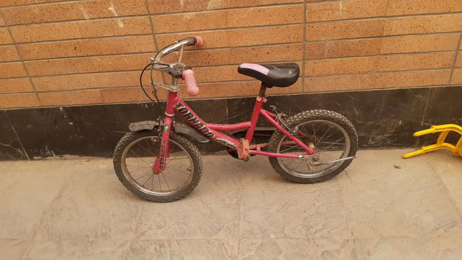 دوچرخه صورتی مناسب ۶تا ۸سال،دوچرخه آبی ۸تا۱۰سال|دوچرخه، اسکیت، اسکوتر|اصفهان, لنبان|دیوار
