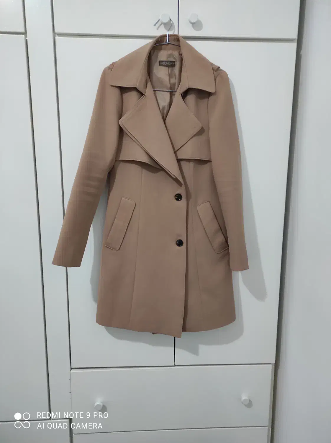 پاییزی نسکافه ای|لباس|سقز, |دیوار