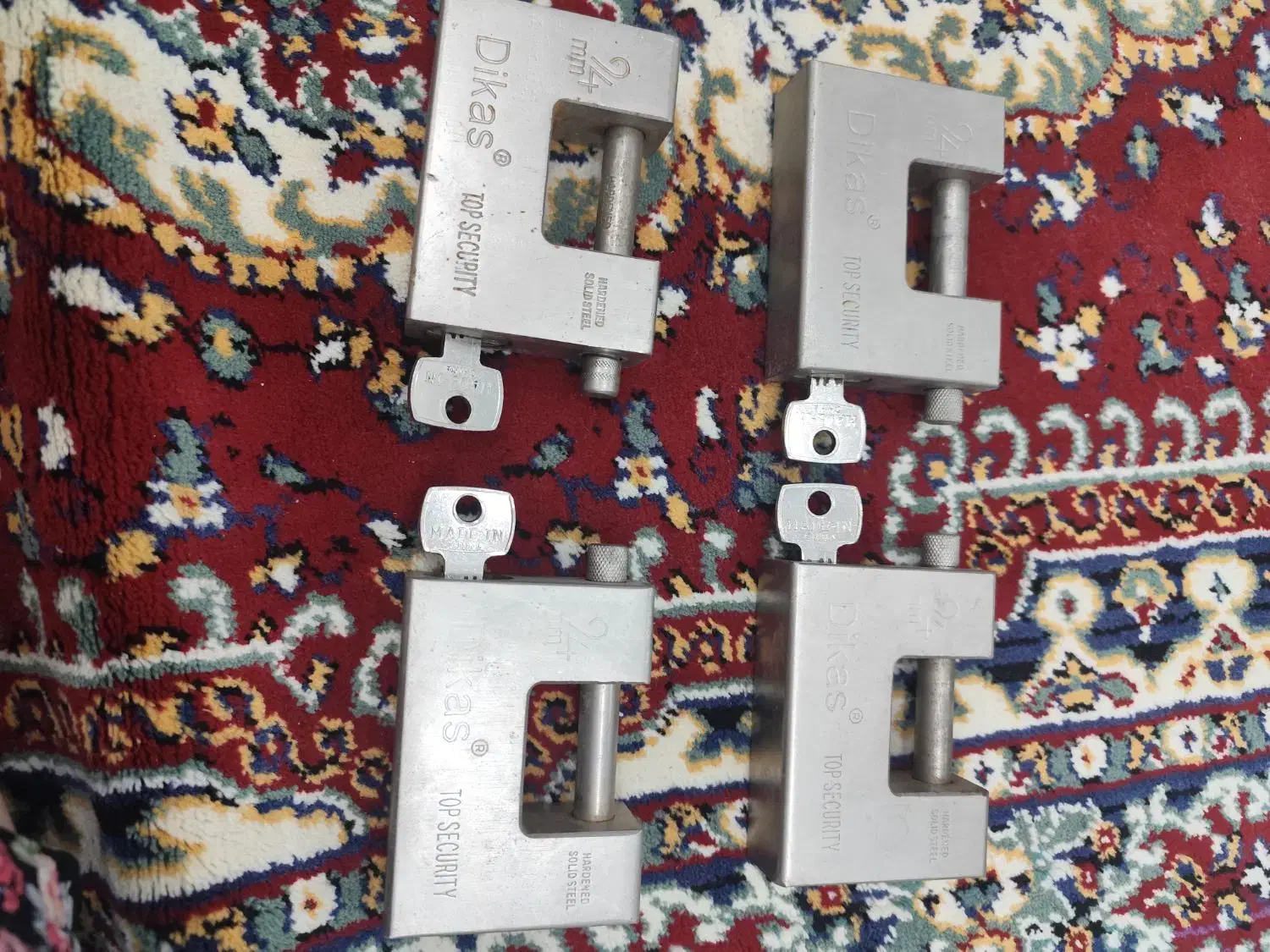 قفل کتابی چهار عدد سالم|ابزارآلات|محمودآباد, |دیوار