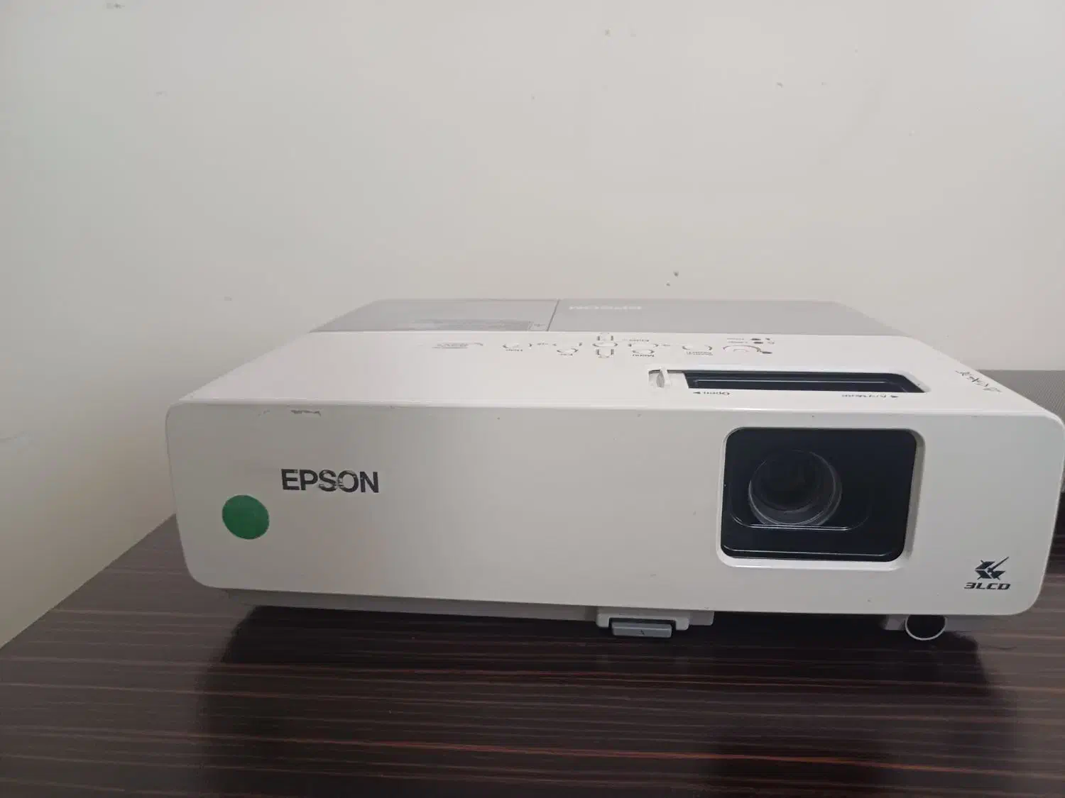 ویدیو پرژکتور|تلویزیون و پروژکتور|همدان, |دیوار