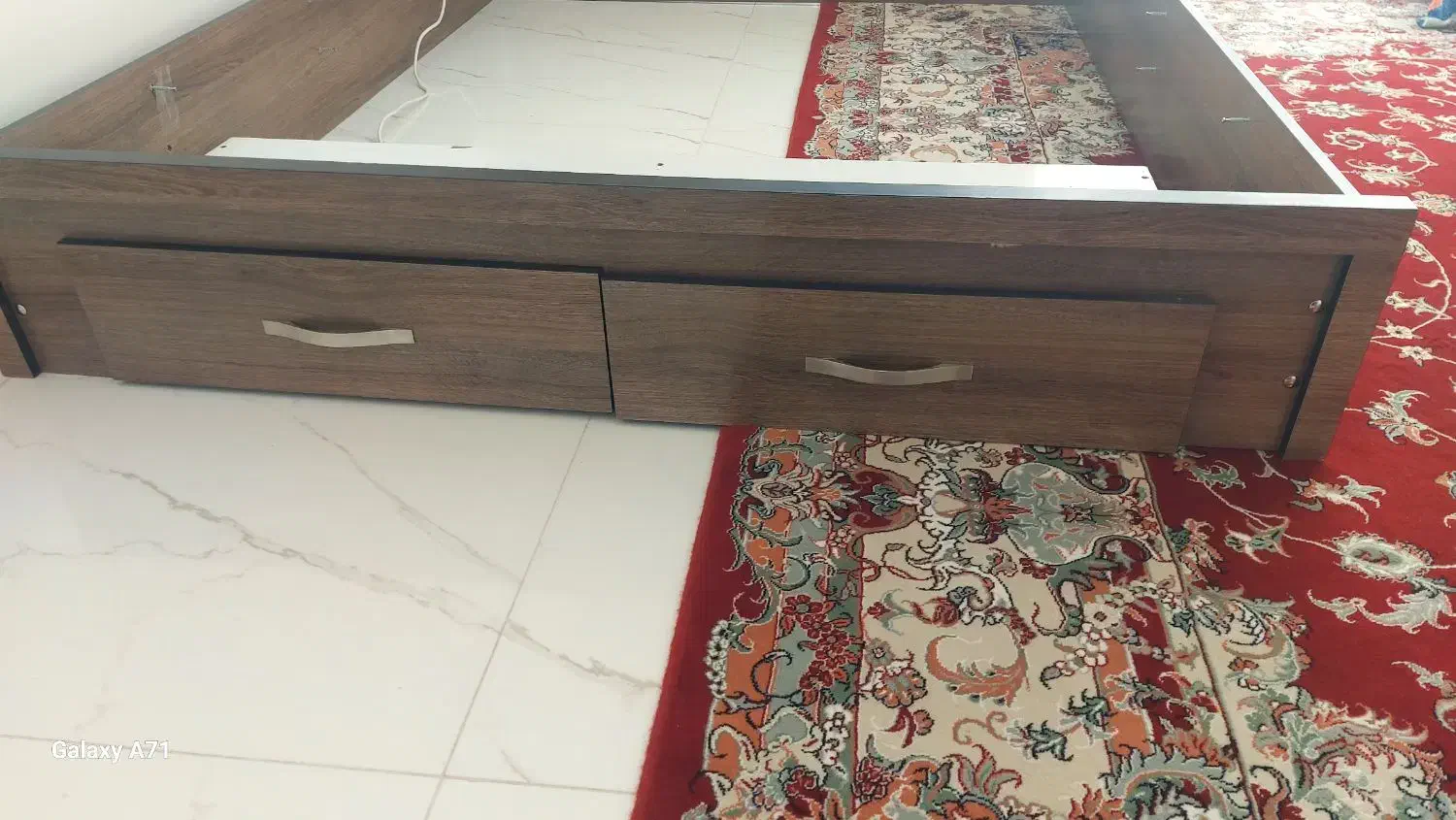 تخت دونفره|تخت و سرویس خواب|بیرجند, |دیوار