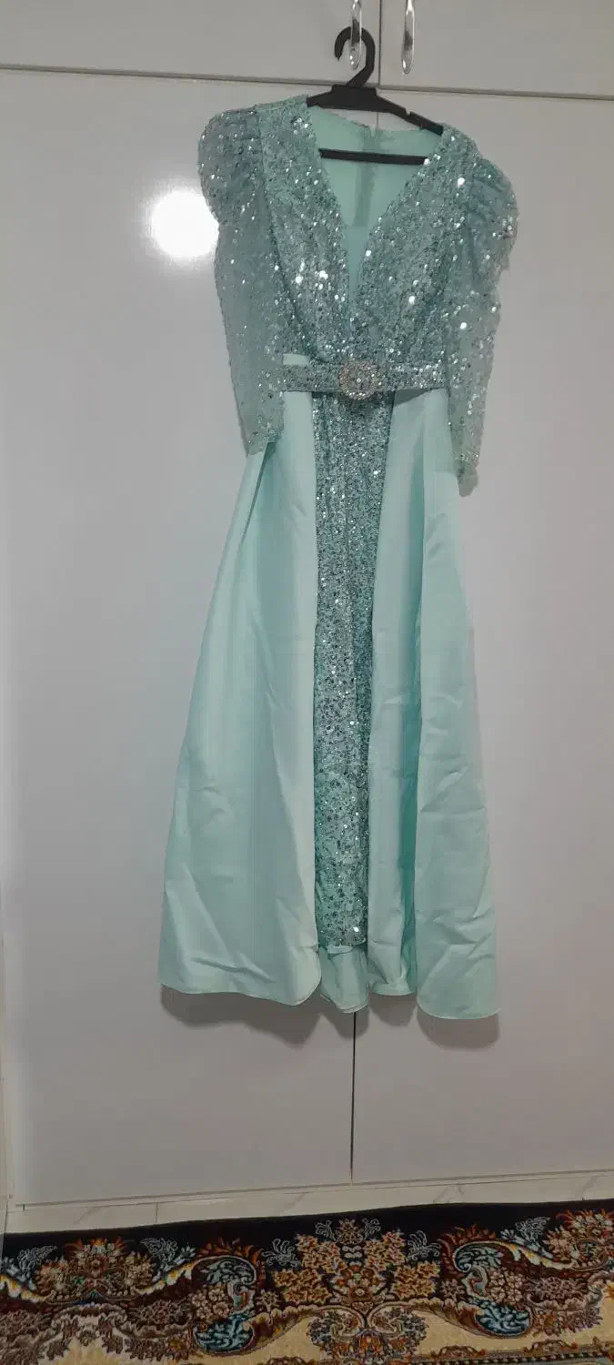 پیراهن مجلسی|لباس|تالش, هشتپر|دیوار