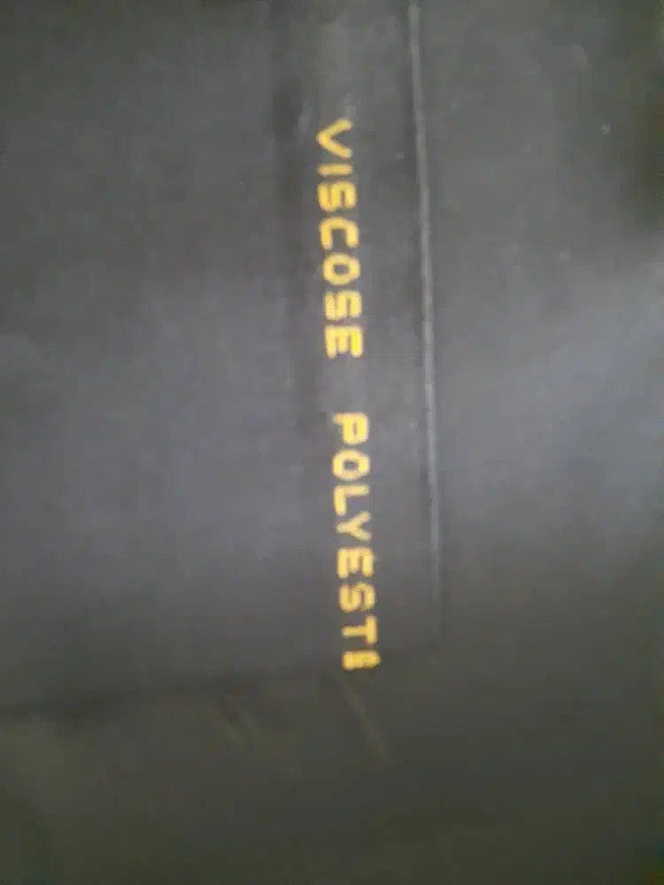 پارچه|لوازم خیاطی و بافتنی|صدرا-فارس, فاز ۱|دیوار