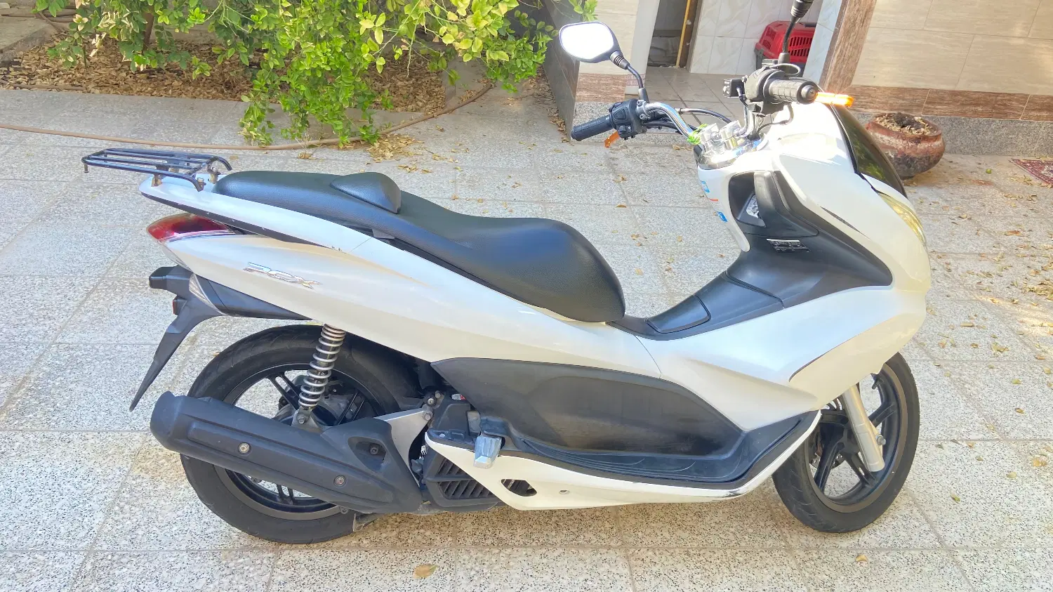 pcx125 2013|موتورسیکلت|بندر گناوه, |دیوار