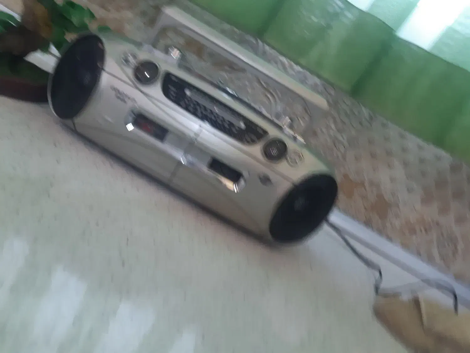 تعدادی ضبط وپخش  وویدئو ودیویدی|صوتی و تصویری|قم, انسجام|دیوار