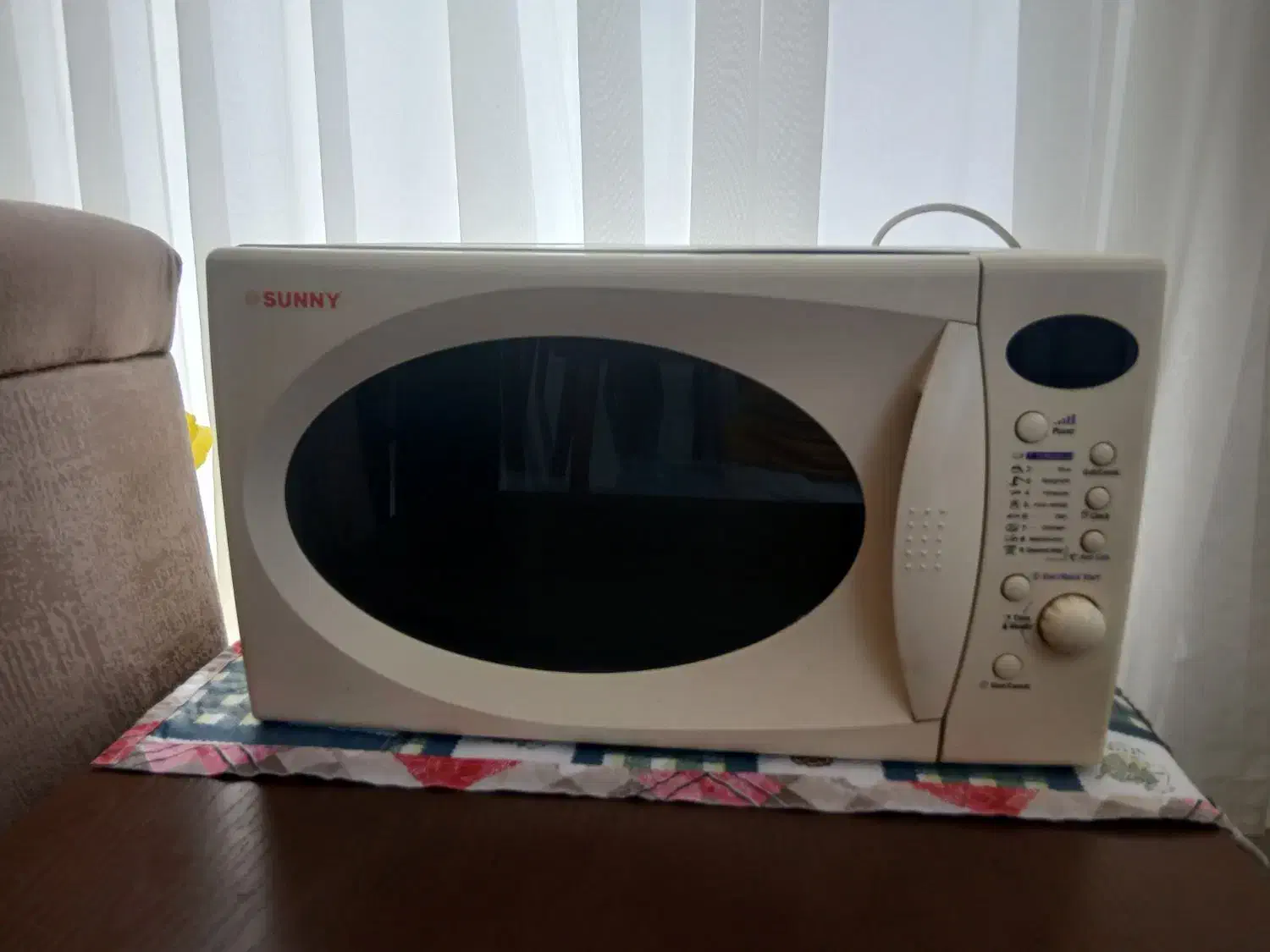 مایکروفر مارک سانی سالم به شرط ۵ میلیون|اجاق گاز و لوازم برقی پخت‌وپز|ایلام, |دیوار