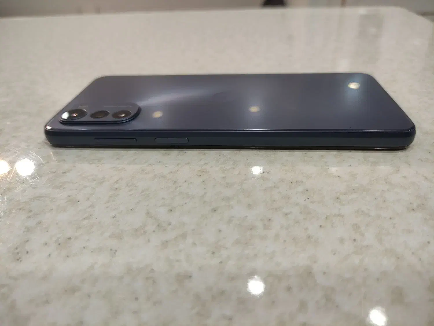 گوشی موتورولا E32s و ایسوس zenfone 3 128G|موبایل|کرج, منطقه ویژه اقتصادی پیام|دیوار