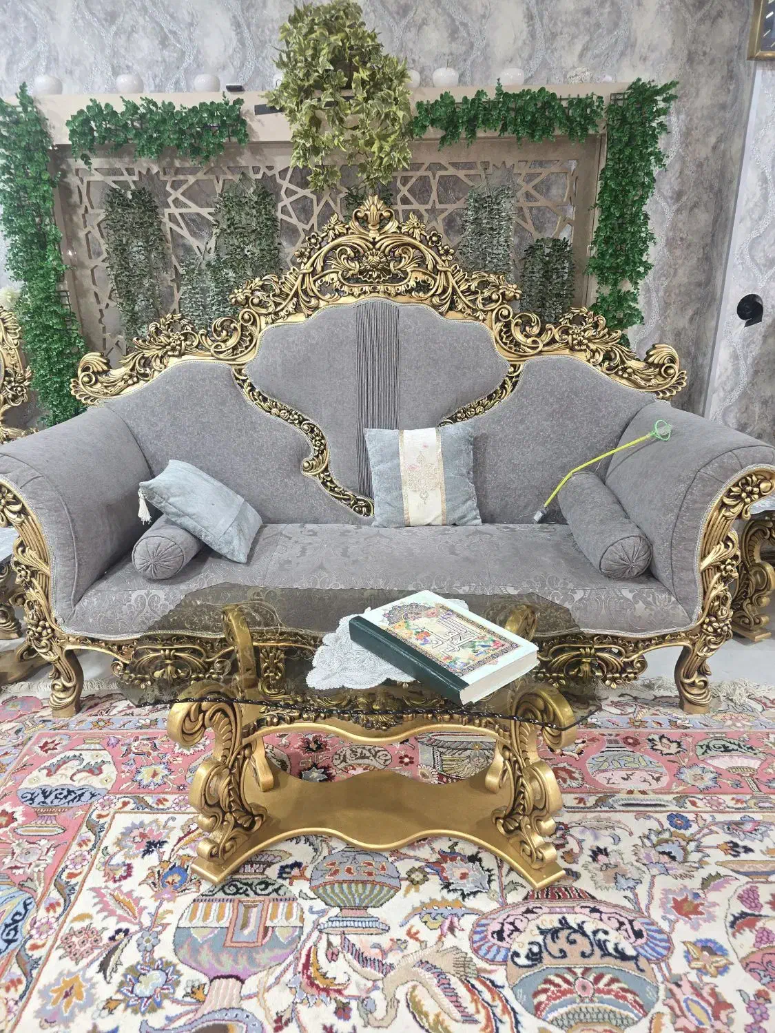 مبل سلطنتی|مبلمان خانگی و میز عسلی|تربت‌حیدریه, قائم|دیوار