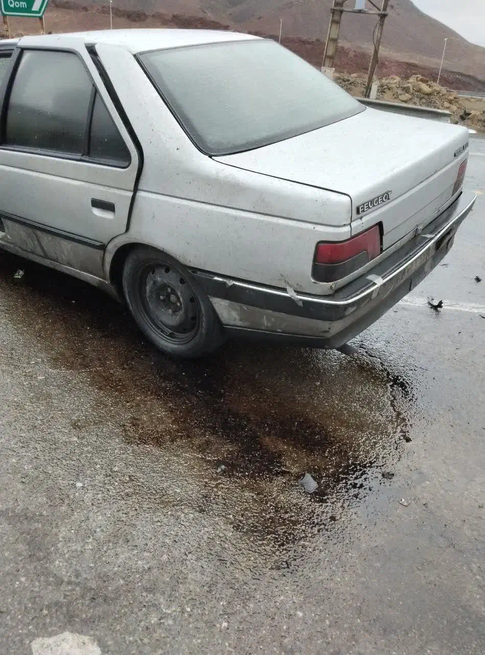 پژو ۴۰۵ مدل ۸۵ تصادفی|خودرو سواری و وانت|تهران, شهرک شریفی|دیوار