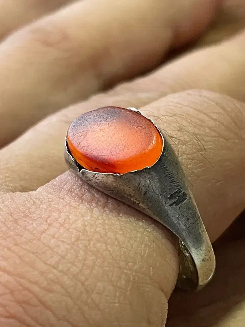 عقیق یمن تراش ثبتی با رکاب فابریک قاجاری|جواهرات|تهران, قصر فیروزه ۱|دیوار