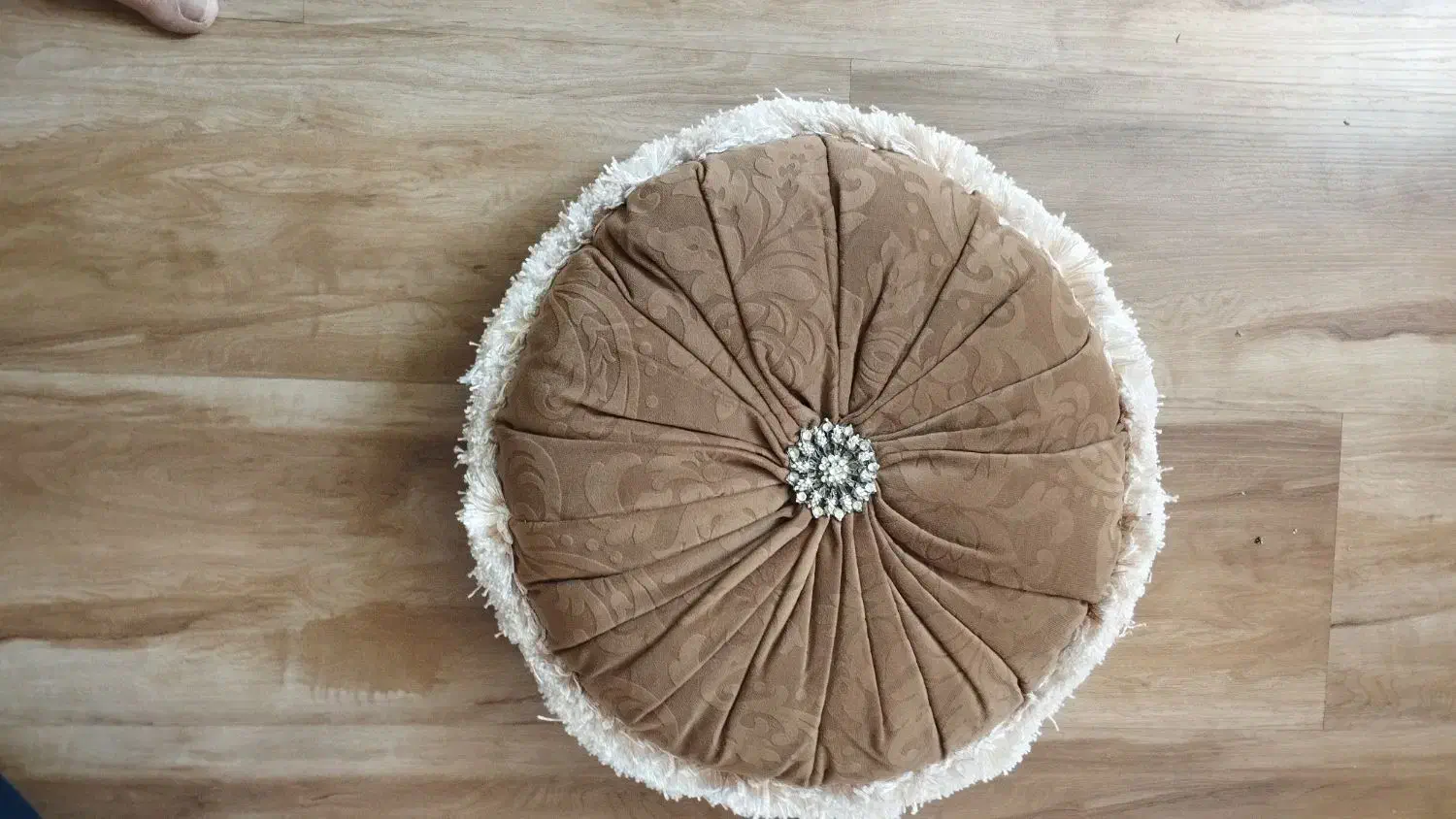 کوسن|مبلمان خانگی و میز عسلی|شاهین‌شهر, فیض|دیوار