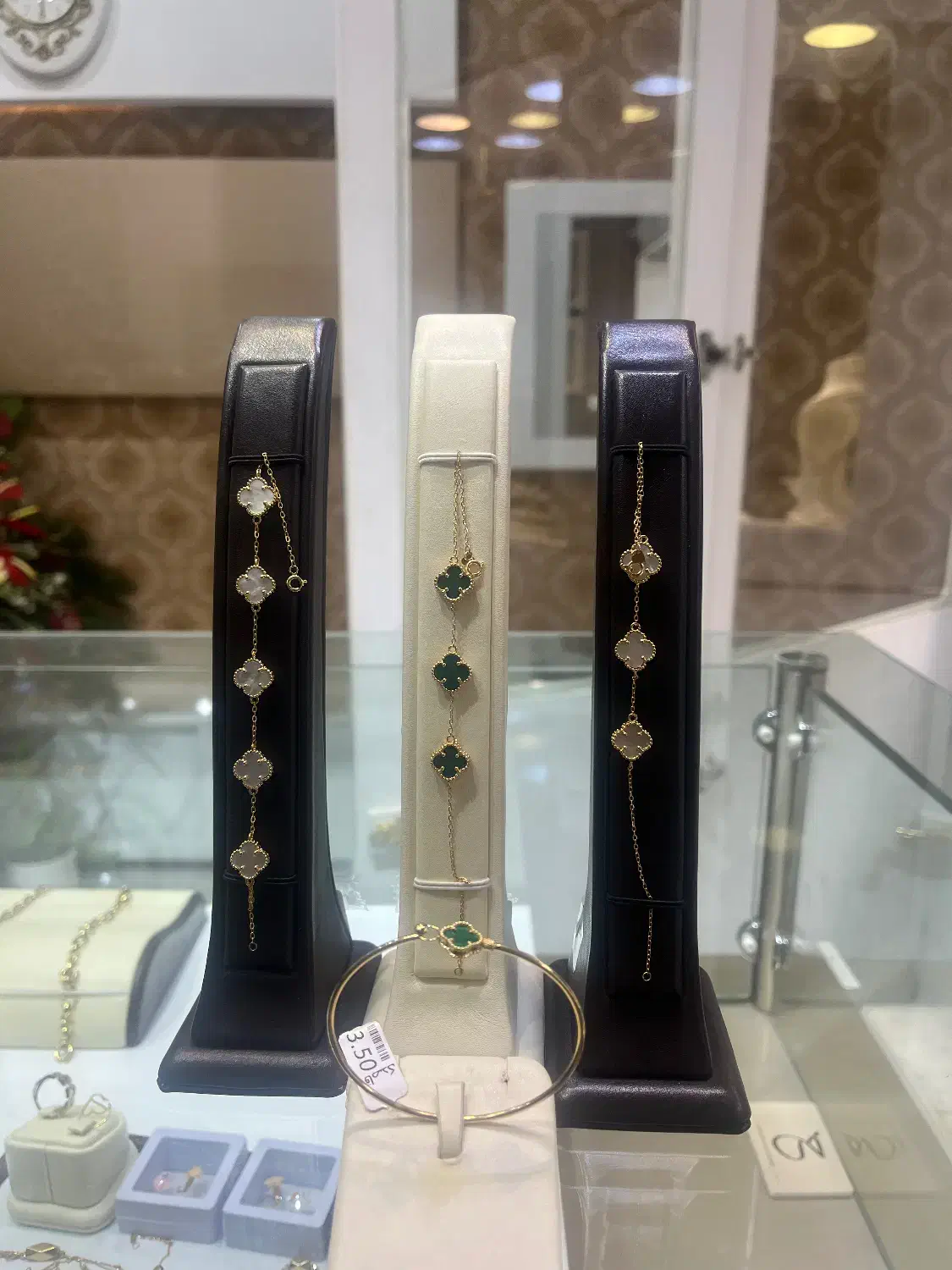 کارتیر لاو|جواهرات|قزوین, |دیوار