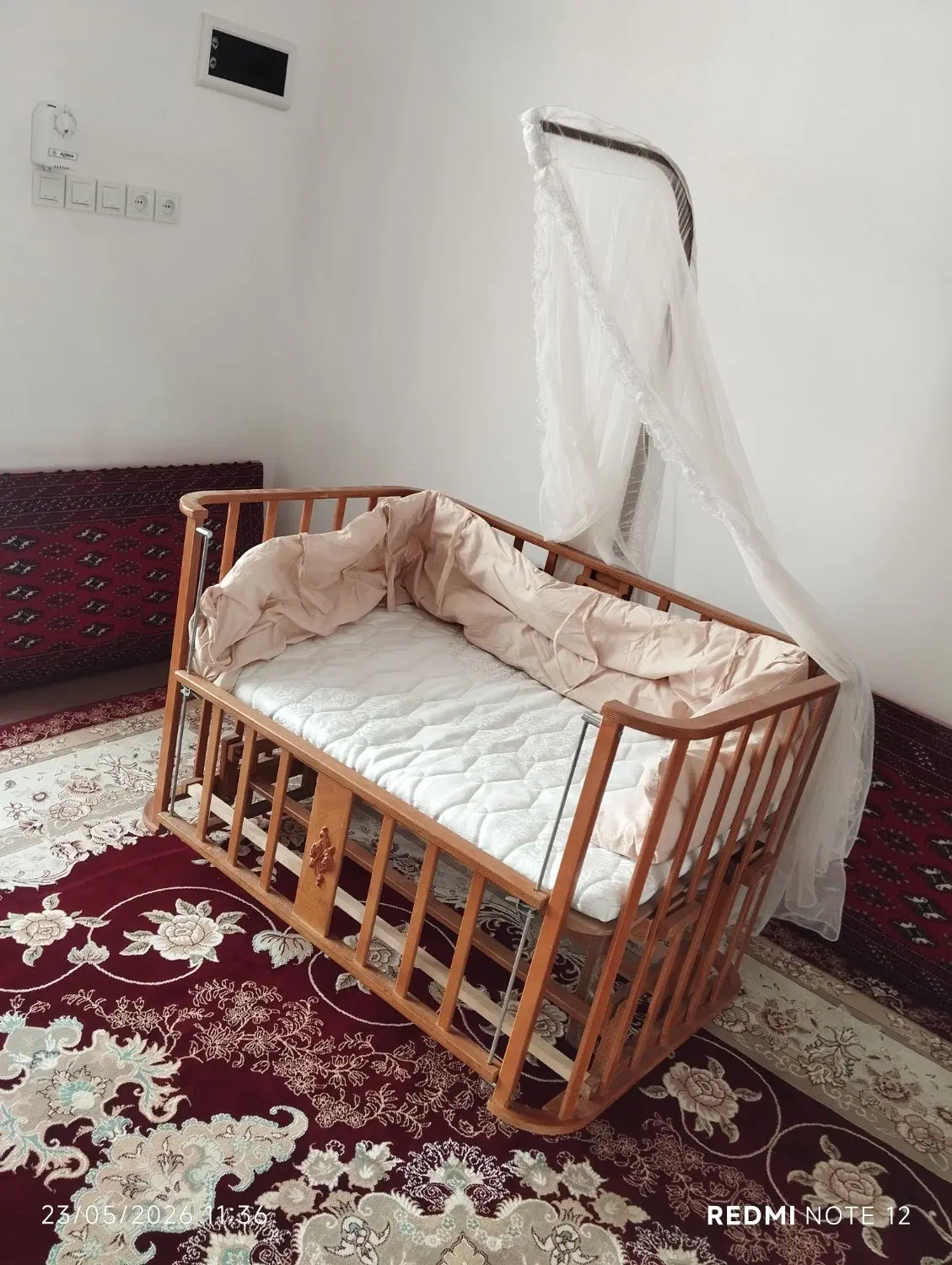 تخت کودک|تخت و صندلی بچه|آق قلا, |دیوار
