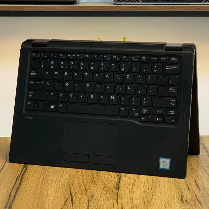 لپ‌تاپ Dell Latitude 7389 / لمسی و چرخشی ۳۶۰ درجه|رایانه همراه|مشهد, ارشاد|دیوار