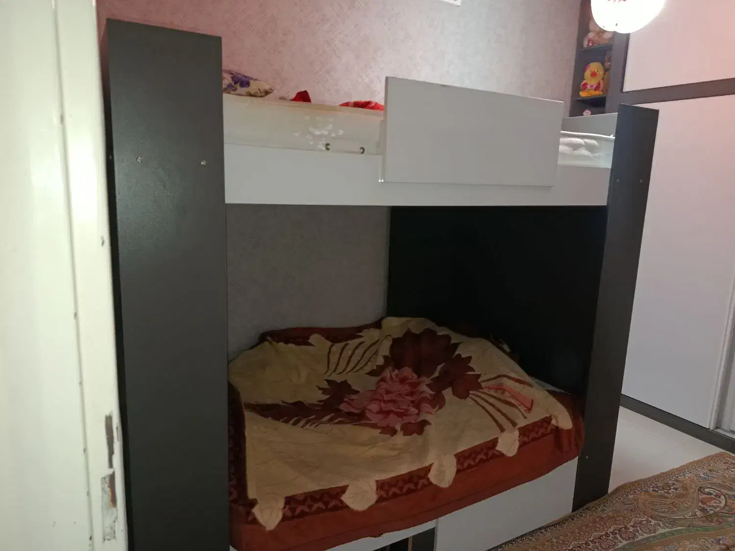 تخت دونفره کاملا نو با تشک درحد|تخت و سرویس خواب|قم, شهرک قدس|دیوار