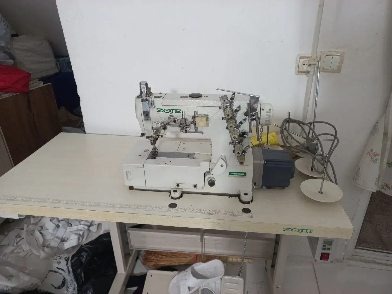 میان دوز|چرخ خیاطی و ریسندگی|ابهر, |دیوار