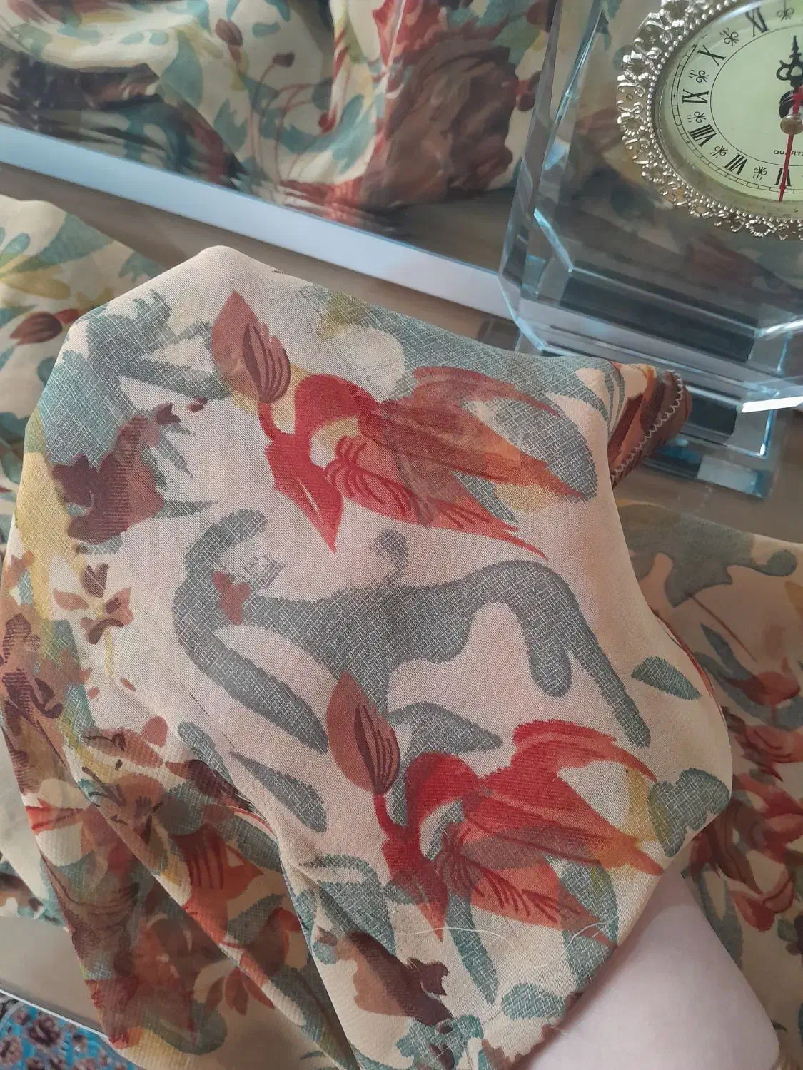 چادر|لباس|تبریز, |دیوار