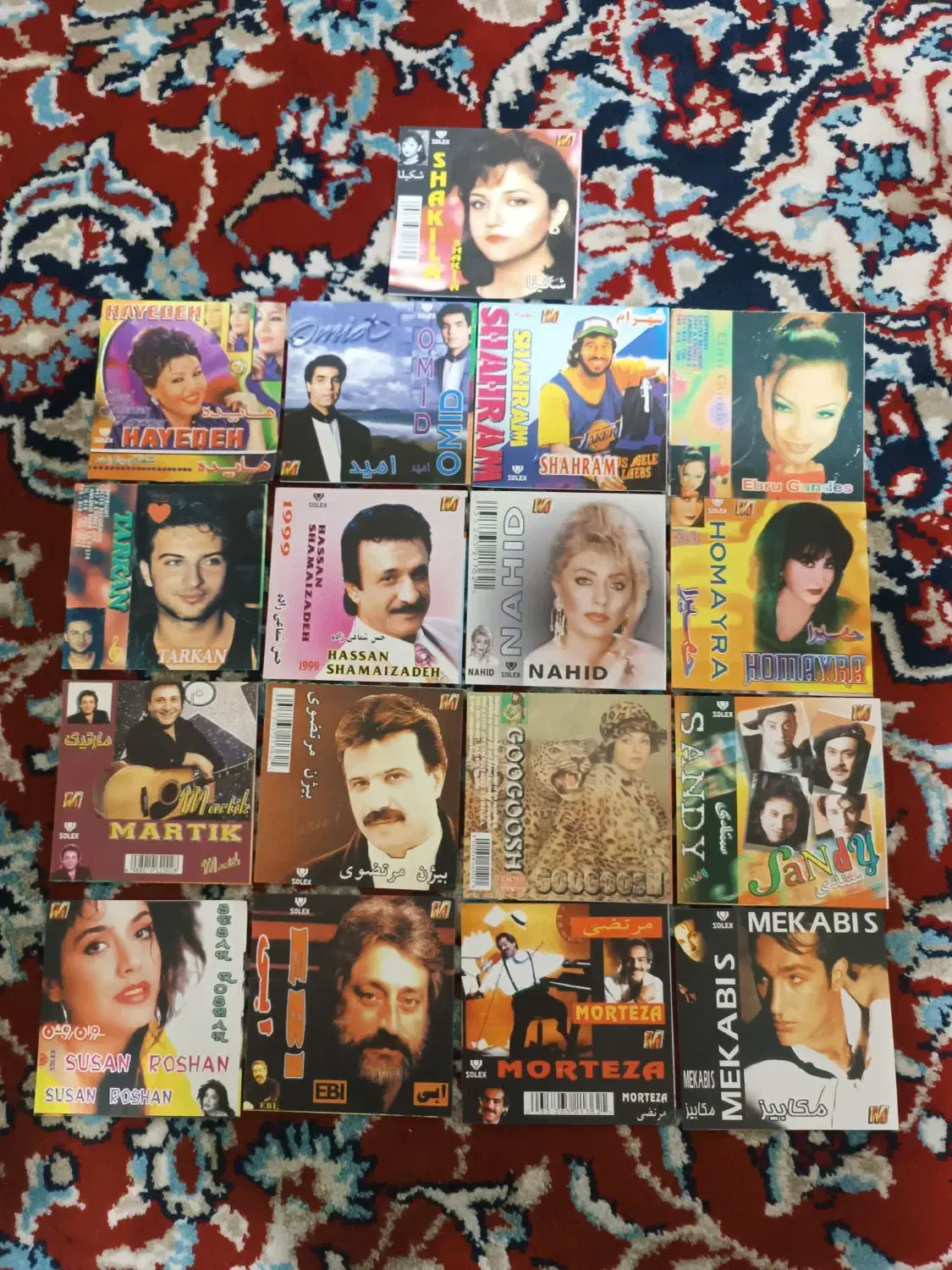 عکس قاب نوار کاست|کلکسیون اشیاء عتیقه|مشکین‌دشت, |دیوار