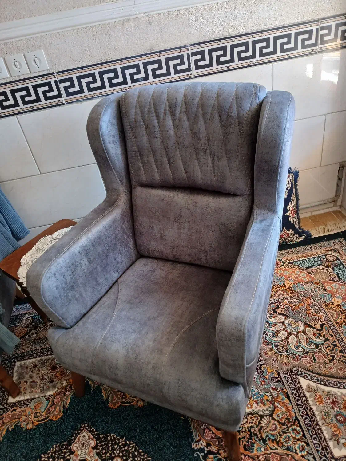 کاملا نو و سالم ۵۰ میلیون|مبلمان خانگی و میز عسلی|دماوند, دماوند|دیوار