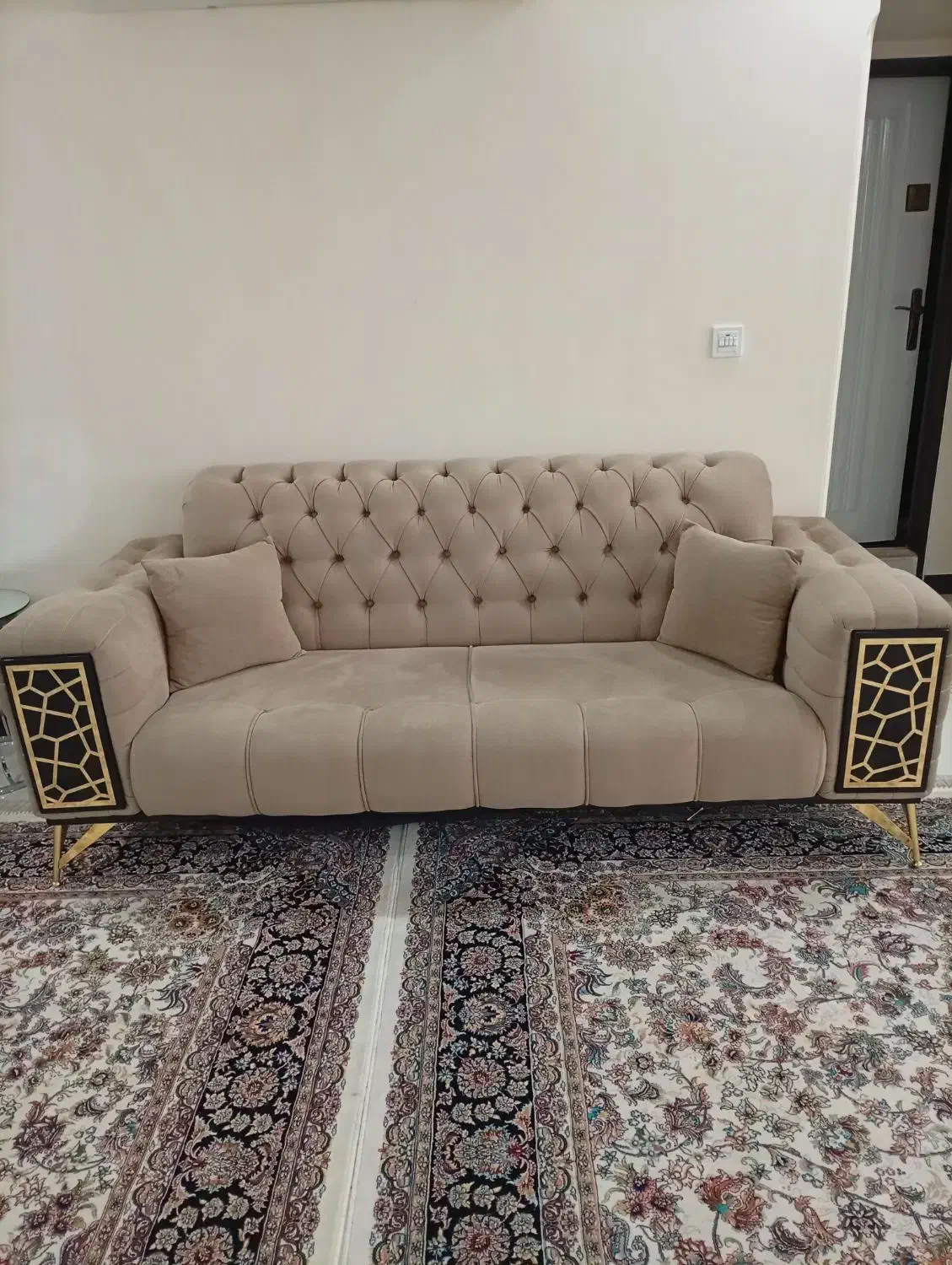 مبلمان راحتی ۸ با بهترین متریال|مبلمان خانگی و میز عسلی|قم, پردیسان|دیوار