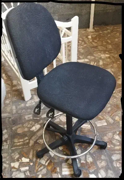 صندلی سالم|صندلی و نیمکت|بندر گناوه, |دیوار