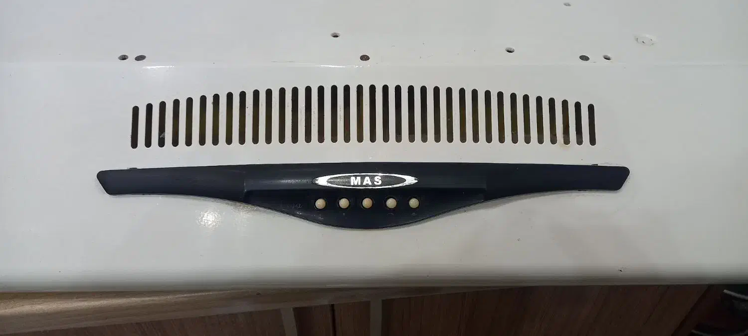 هود|هود|صومعه‌سرا, |دیوار