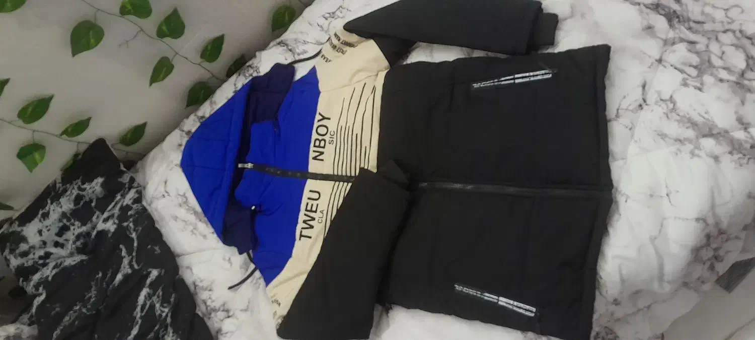 کاپشن نو|لباس|چهارباغ, |دیوار