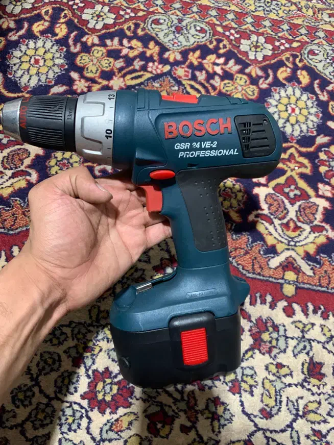 دریل شارژی ۲۴ ولت بوش ساخت سوییس|ماشین‌آلات صنعتی|تهران, آرژانتین|دیوار