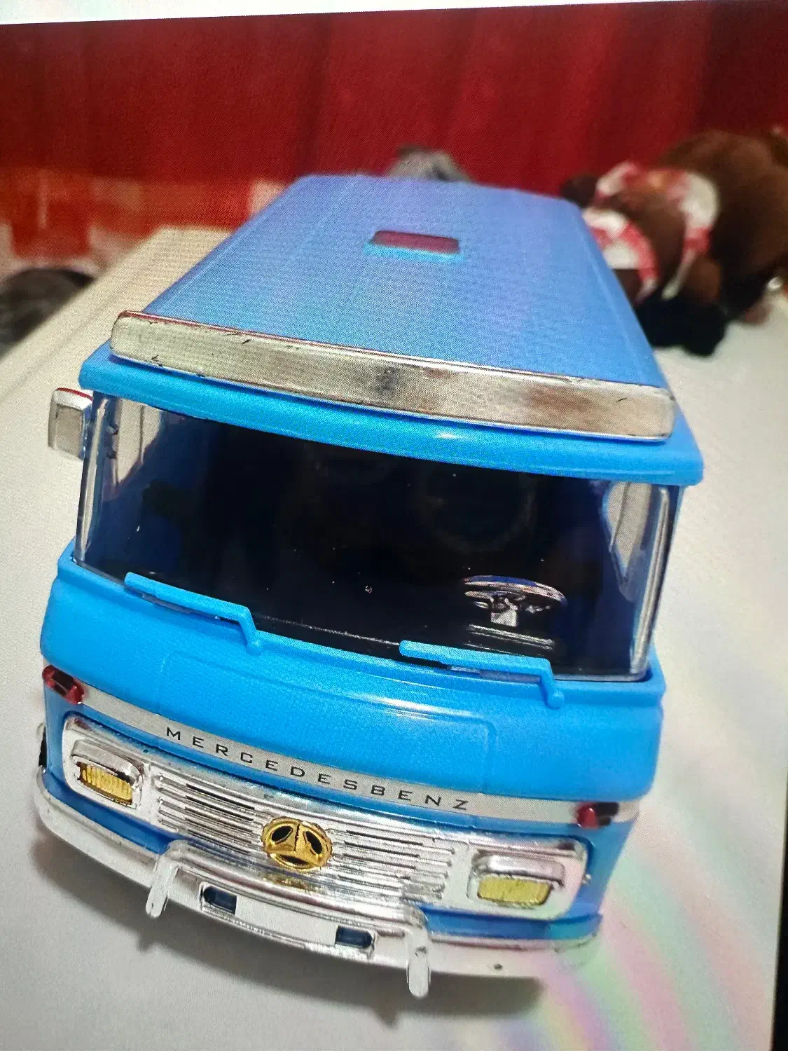 مینی بوس ابی|اسباببازی|بابل, |دیوار