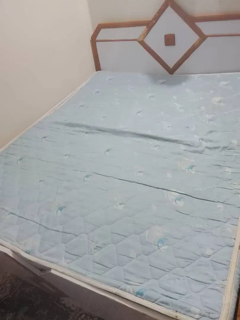 تخت|تخت و سرویس خواب|آستانه اشرفیه, |دیوار