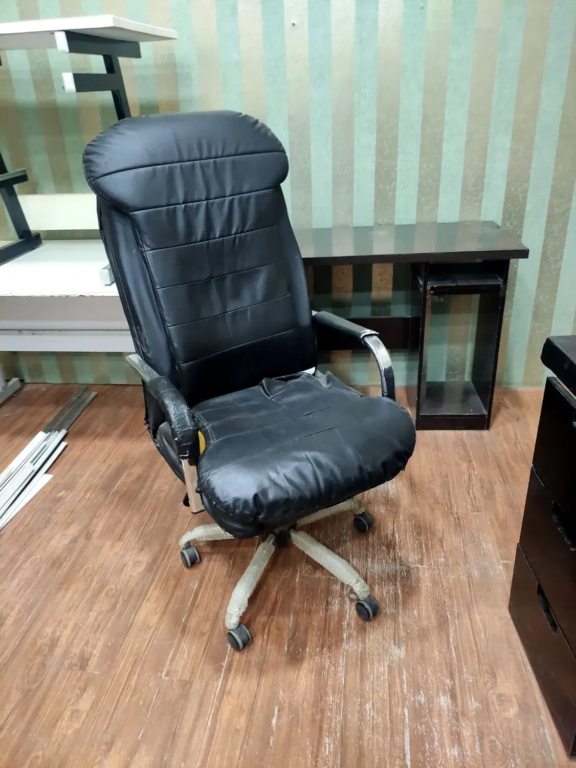 صندلی مدیریتی راحت و سالم|مبلمان اداری|کرمانشاه, |دیوار