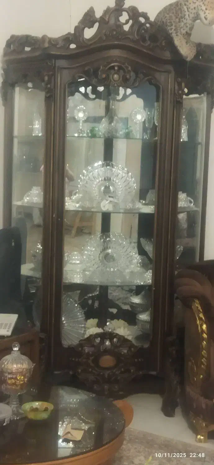 ویترین تمام چوب کارشده بدون ایراد|بوفه، ویترین، کنسول|قدس, شهر‌قدس|دیوار